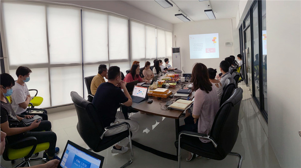 2020年新葡的京集團(tuán)8814年中總結(jié)暨銷售表彰大會(huì)7.jpg