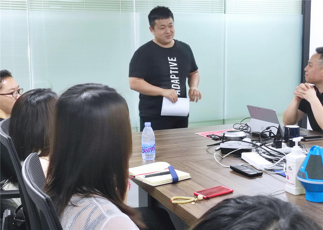 2021年新葡的京集團8814第一季度總結(jié)暨第二季度啟動大會5.jpg